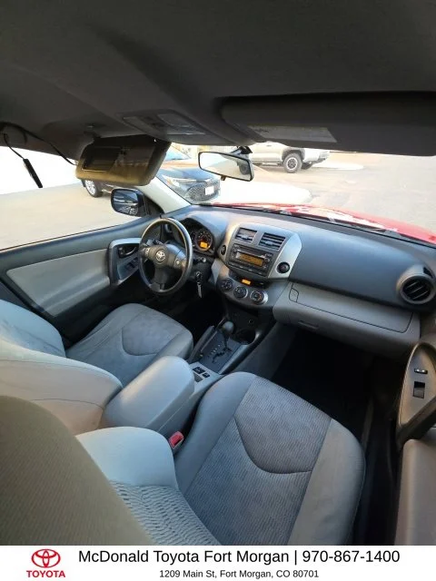 Used 2012 Red Toyota Base image 19