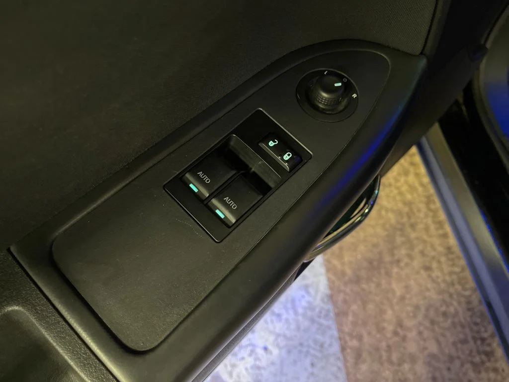 Used 2013 Black Dodge SXT image 16