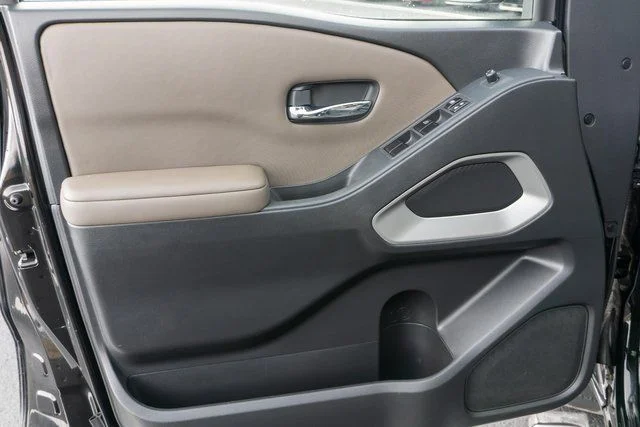 Used 2022 Black Nissan SV image 16
