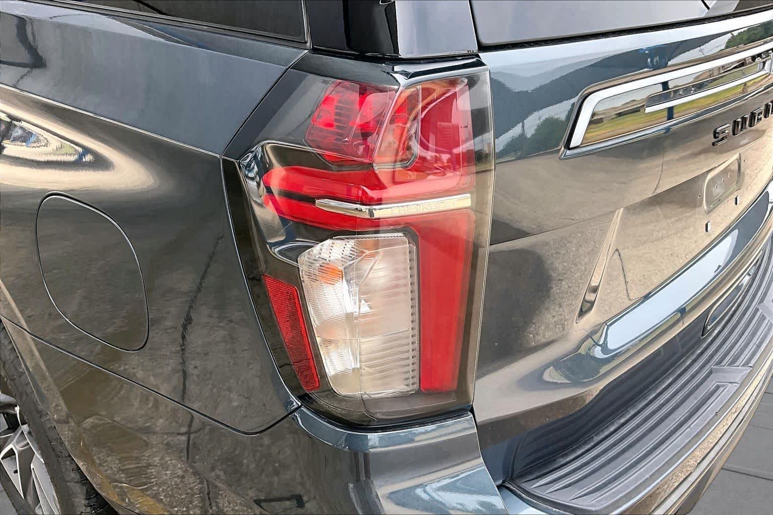 Used 2021 Shadow Gray Metallic Chevrolet Z71 image 29