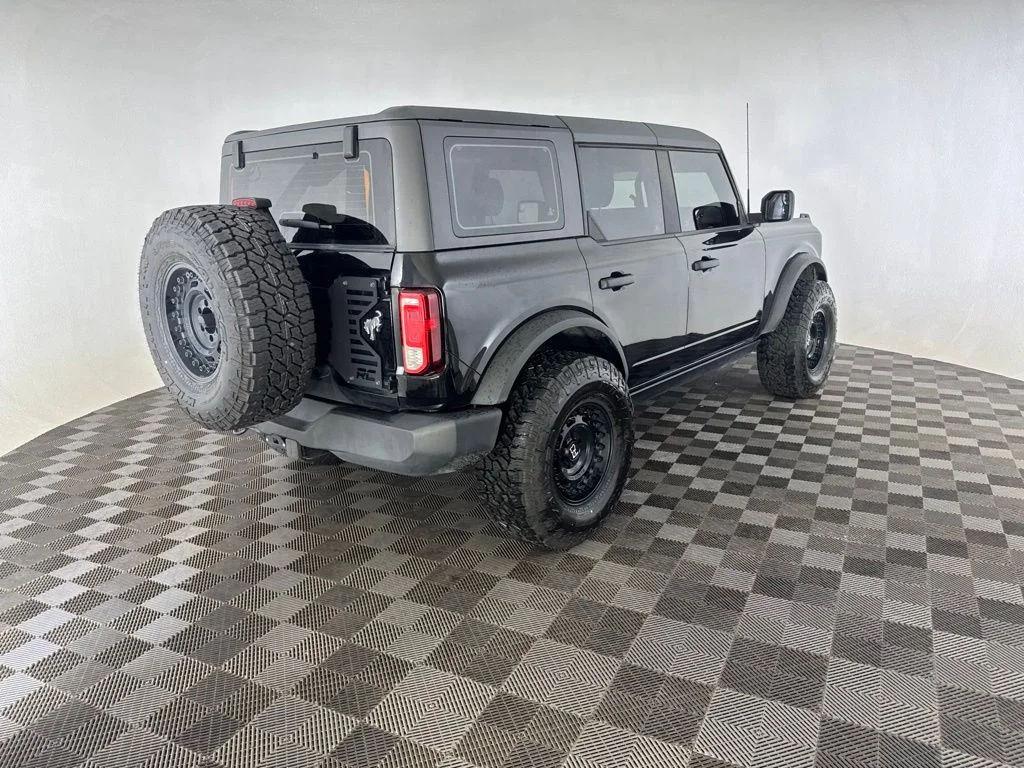 Used 2022 Black Ford Base image 5