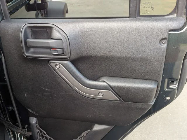 Used 2011 Green Jeep Unlimited Sport image 30