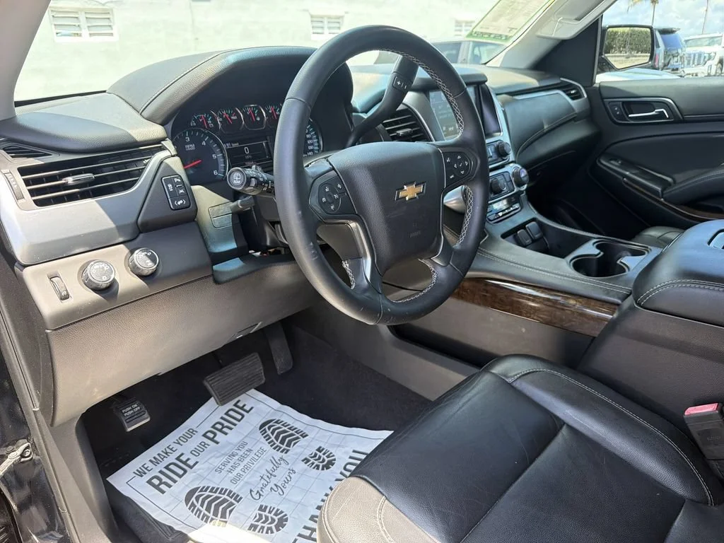 Used 2019 BLACK Chevrolet LT image 16
