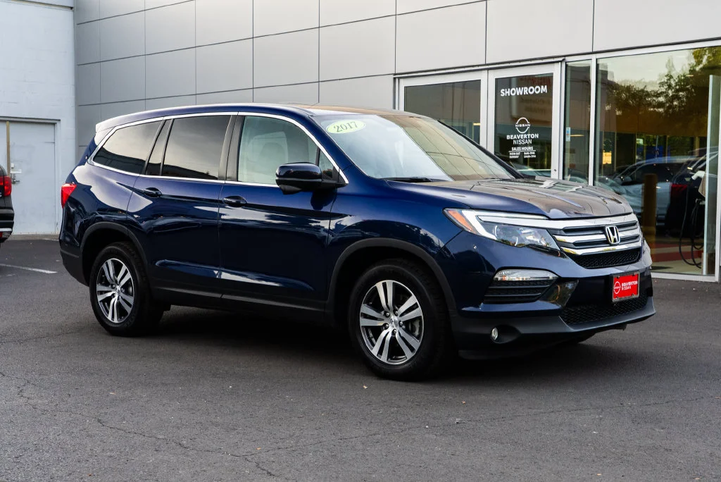 Used 2017 Blue Honda EX-L image 1