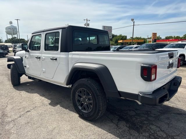 New 2026 Bright White Clear-Coat Exterior Paint Jeep Sport image 3