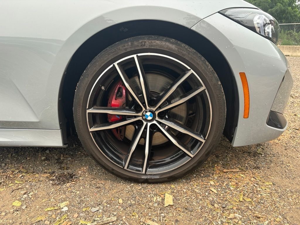 Used 2024 Gray BMW 330i xDrive image 18
