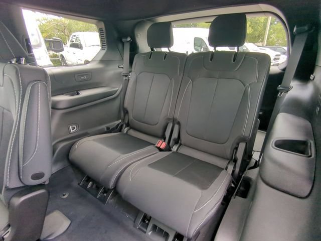 New 2026 Baltic Gray Metallic Clear-Coat Exterior Paint Jeep Laredo image 16