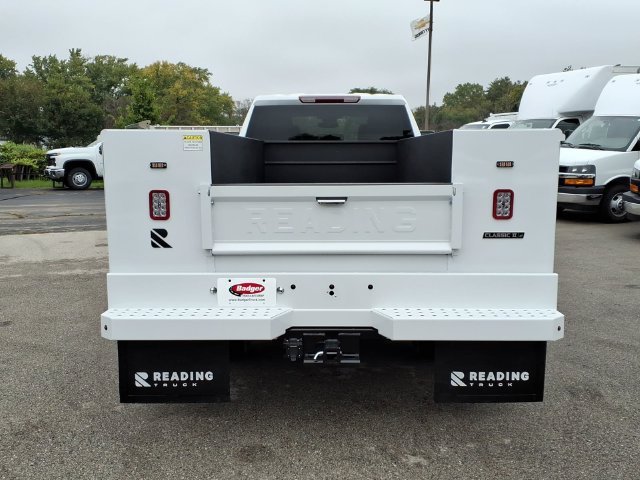 New 2026 Summit White Chevrolet Work Truck image 4