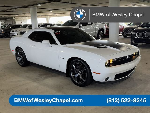 2017 Dodge Challenger R/T Plus's photo