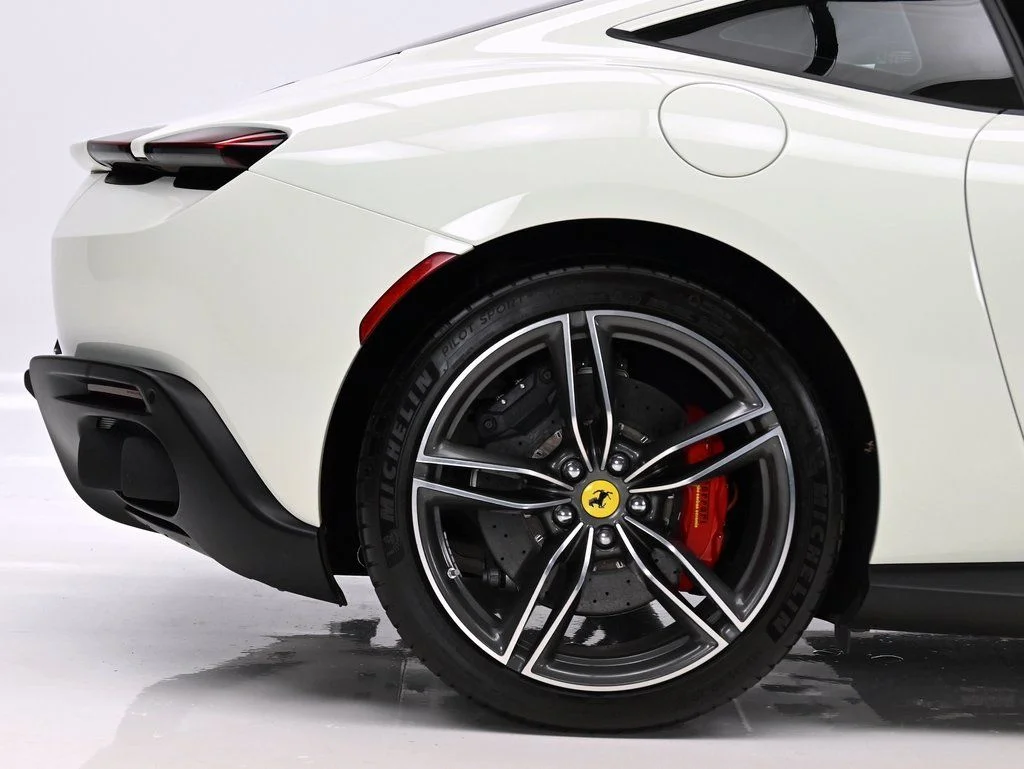 Used 2024 Bianco Avus Ferrari  image 23