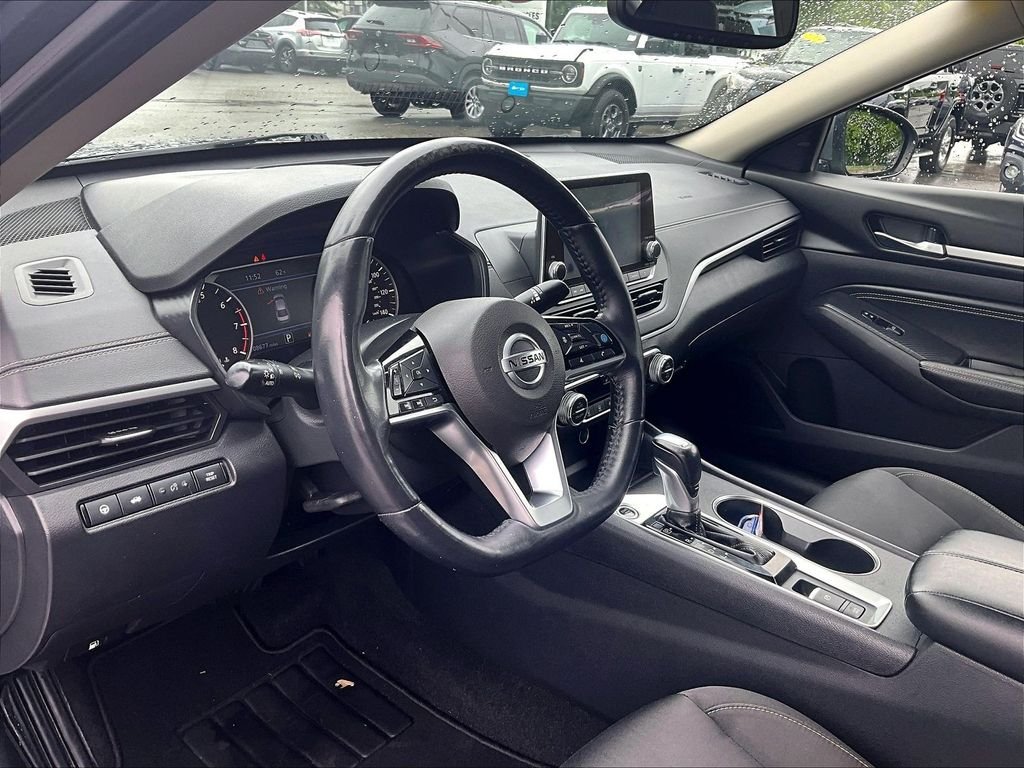 Used 2019 Gray Nissan 2.5 SV image 8