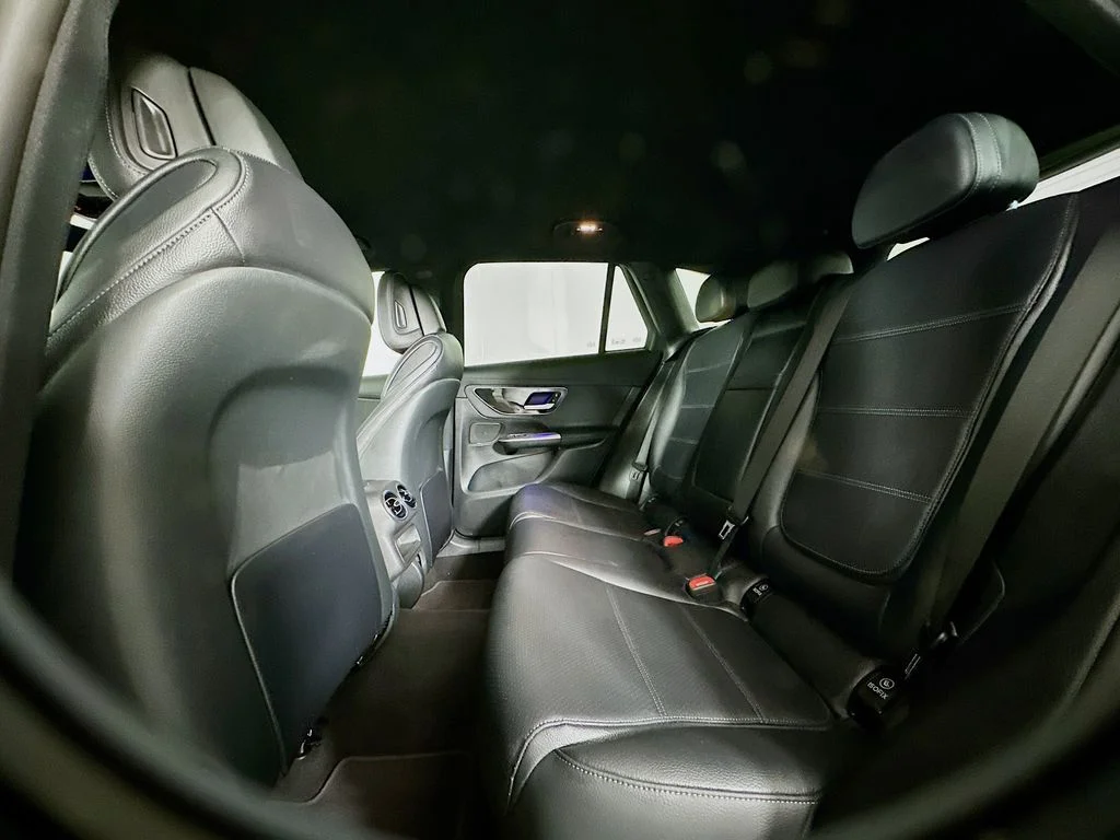 Used 2024 White Mercedes-Benz GLC 300 image 23