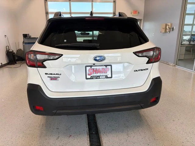 Used 2025 White Subaru Onyx Edition image 7
