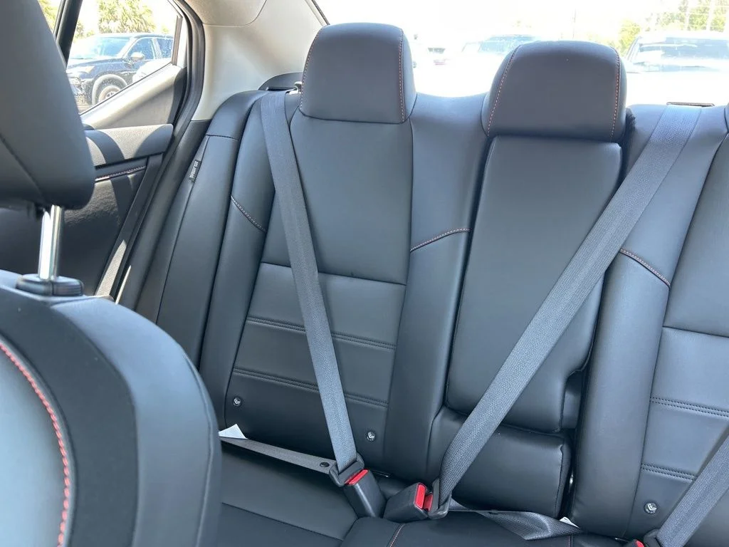 2025 Nissan Sentra SR - Photo 13
