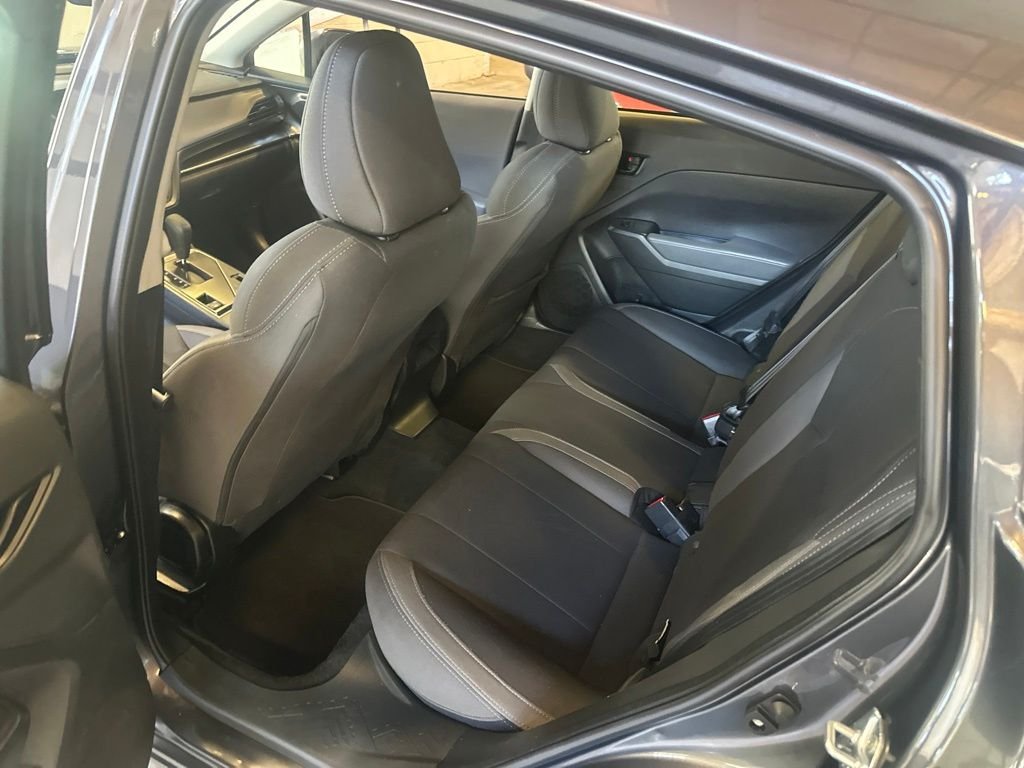 Used 2024 Gray Subaru Base image 23