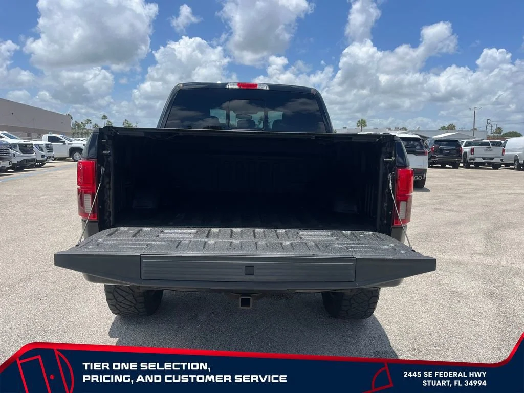 Used 2019 Black Ford LARIAT image 17