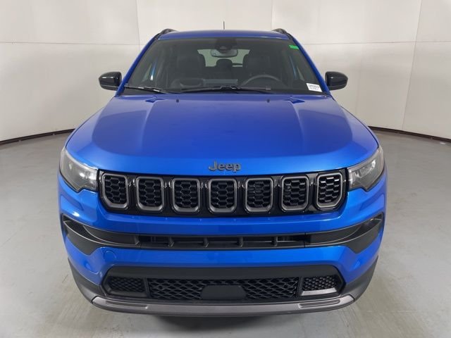 New 2026 Hydro Blue Pearlcoat Jeep Latitude image 3