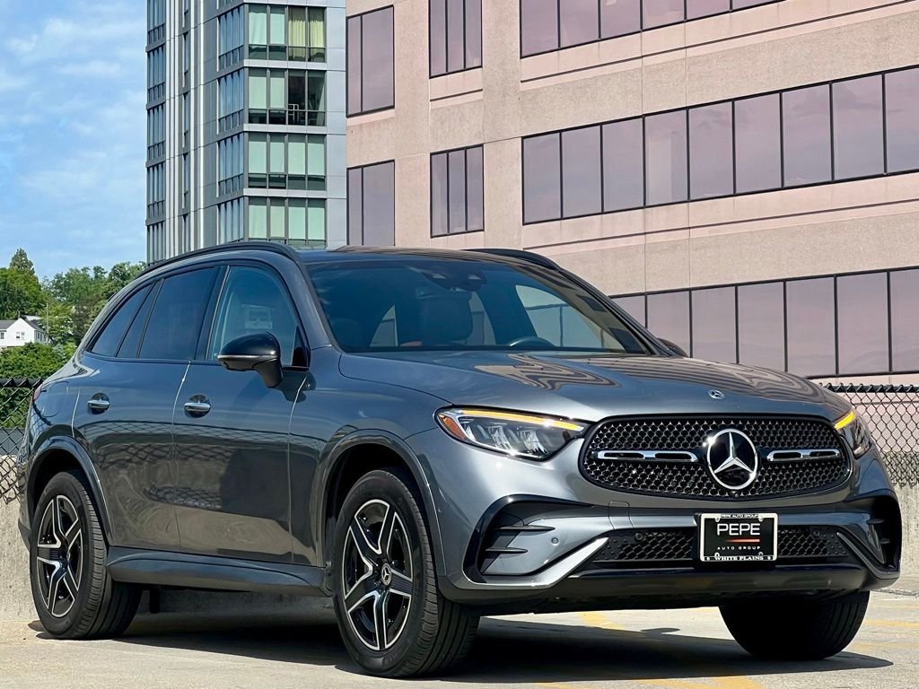 2023 Mercedes-Benz GLC GLC 300 4MATIC's photo