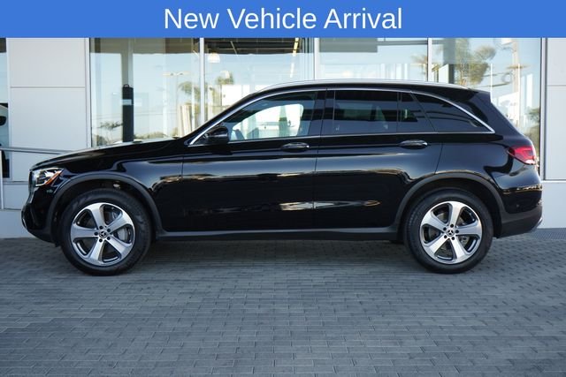 Used 2021  Mercedes-Benz GLC 300 image 4