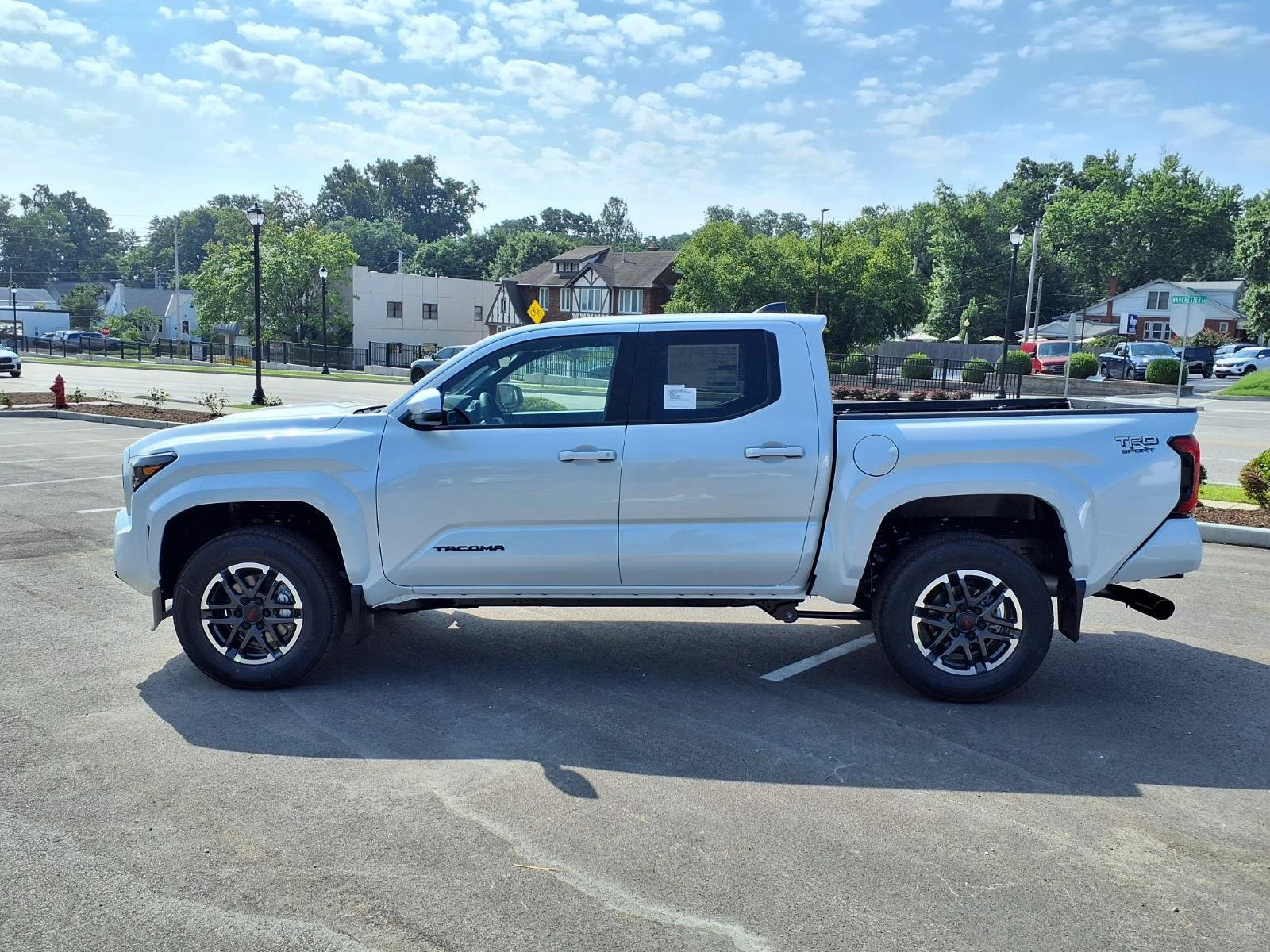 New 2026 Wind Chill Pearl <sup>1</sup> Toyota  TRD Sport image 23