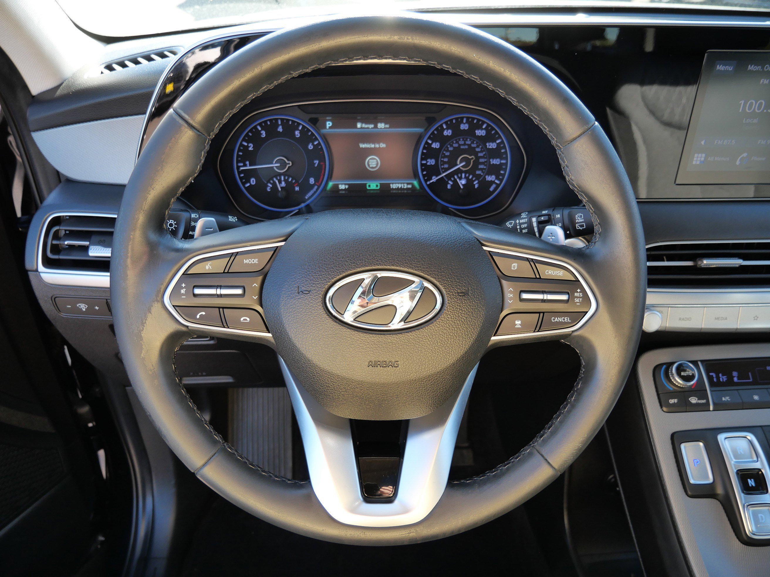Used 2021 Moonlight Cloud Hyundai SEL image 26
