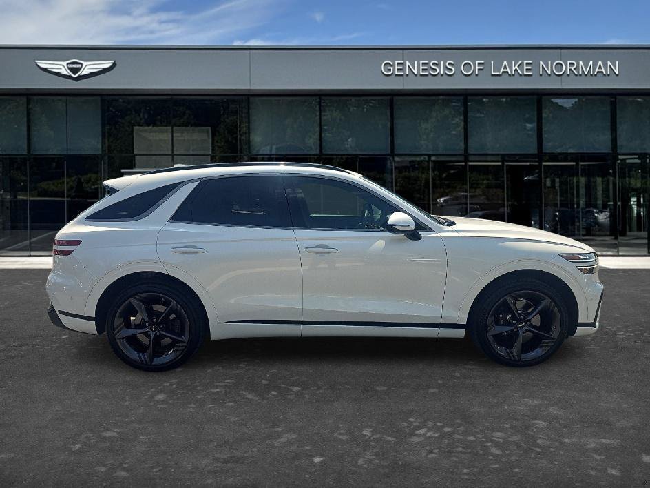Used 2026 Uyuni White Genesis 3.5T Sport Prestige image 4