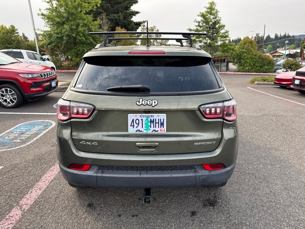 Used 2018 Olive Green Pearlcoat Jeep Sport image 5
