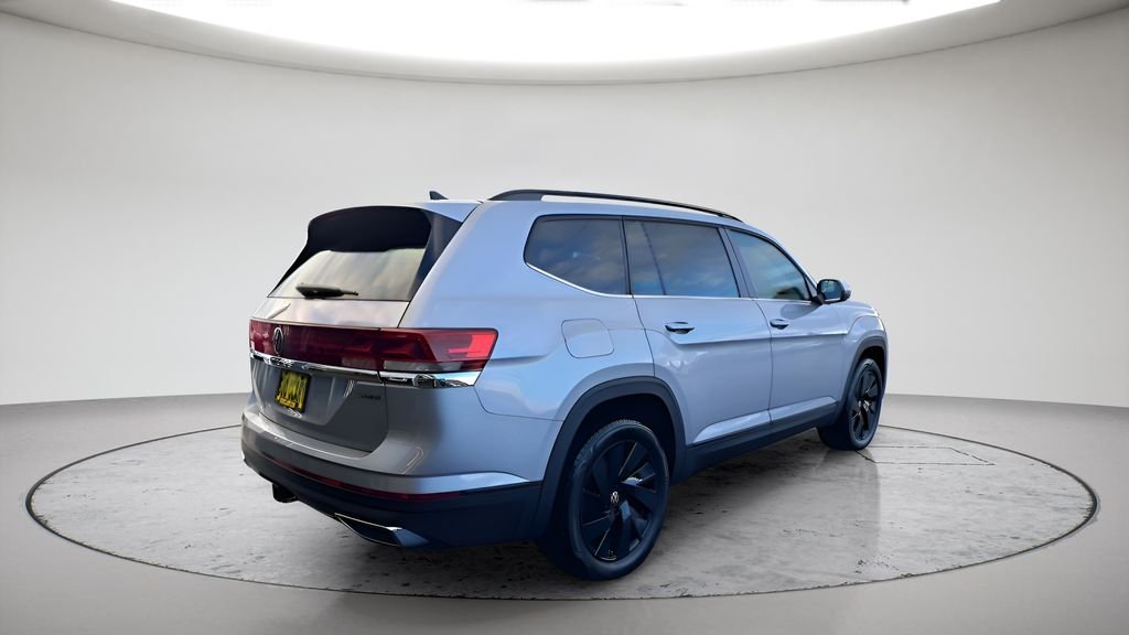 New 2026 Silver Volkswagen 2.0T SE w/Technology image 3