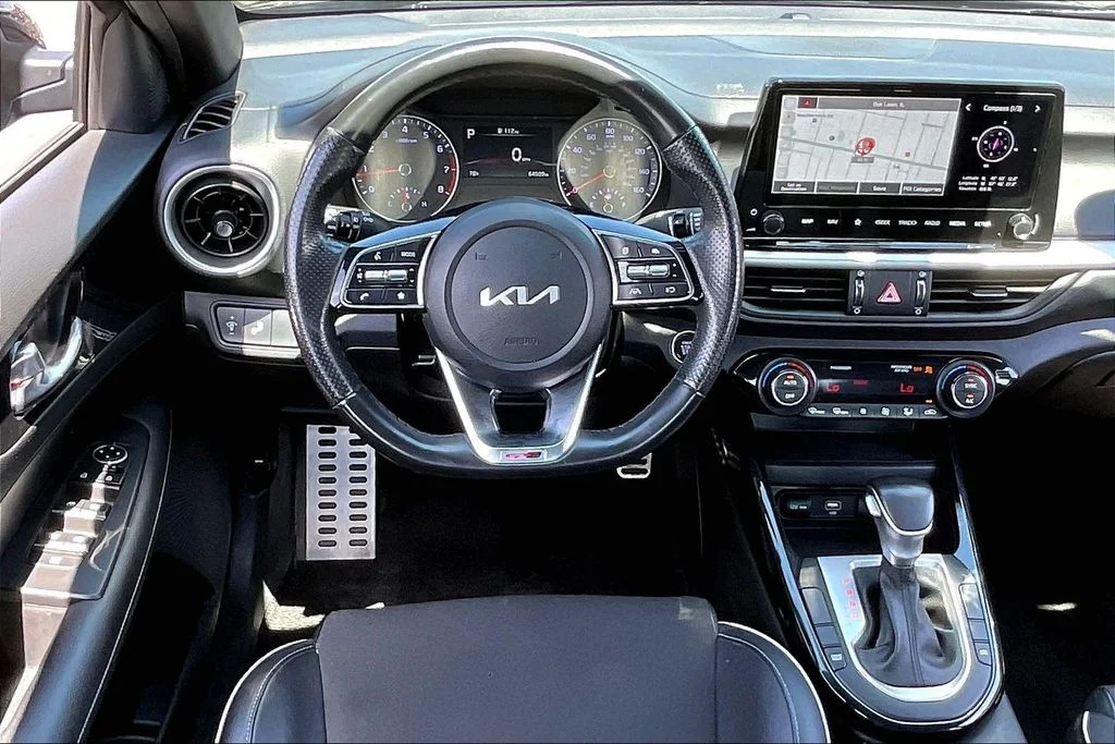 Used 2023 Aurora Black Pearl Kia GT-Line image 4
