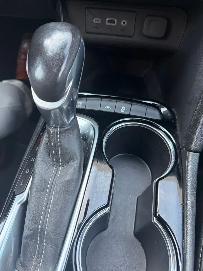 Used 2020 Gray Buick Preferred image 11