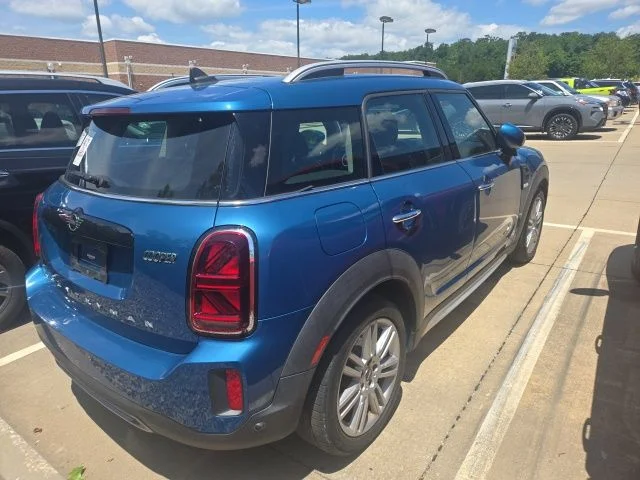 Used 2022 Blue MINI Classic image 2