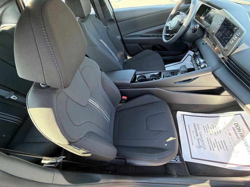 New 2026 Gray Hyundai SEL Sport Premium image 24
