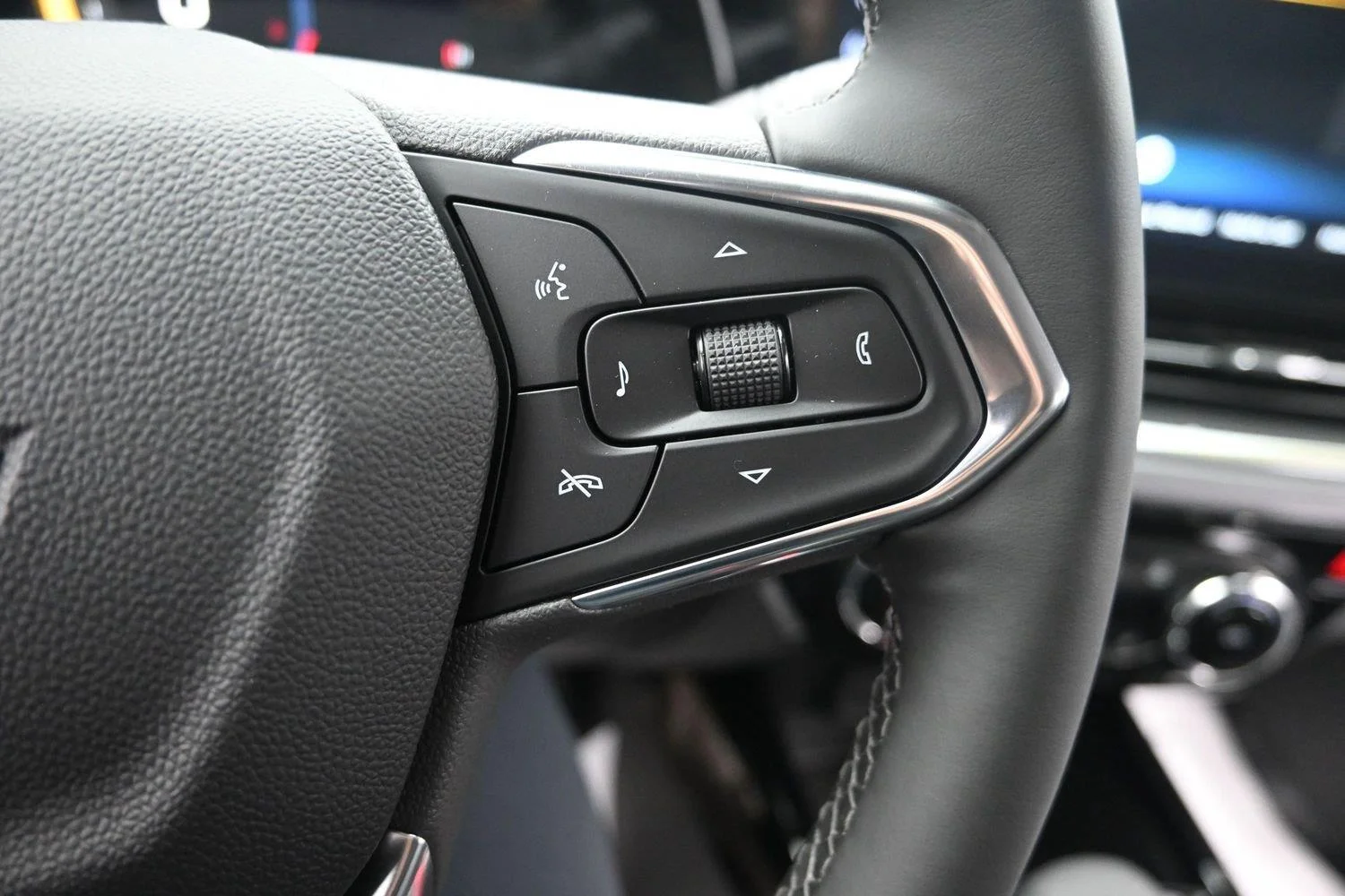 2026 Chevrolet Trax Activ - Photo 21