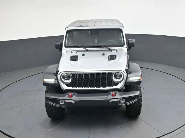 Used 2024 Silver Jeep Rubicon image 30