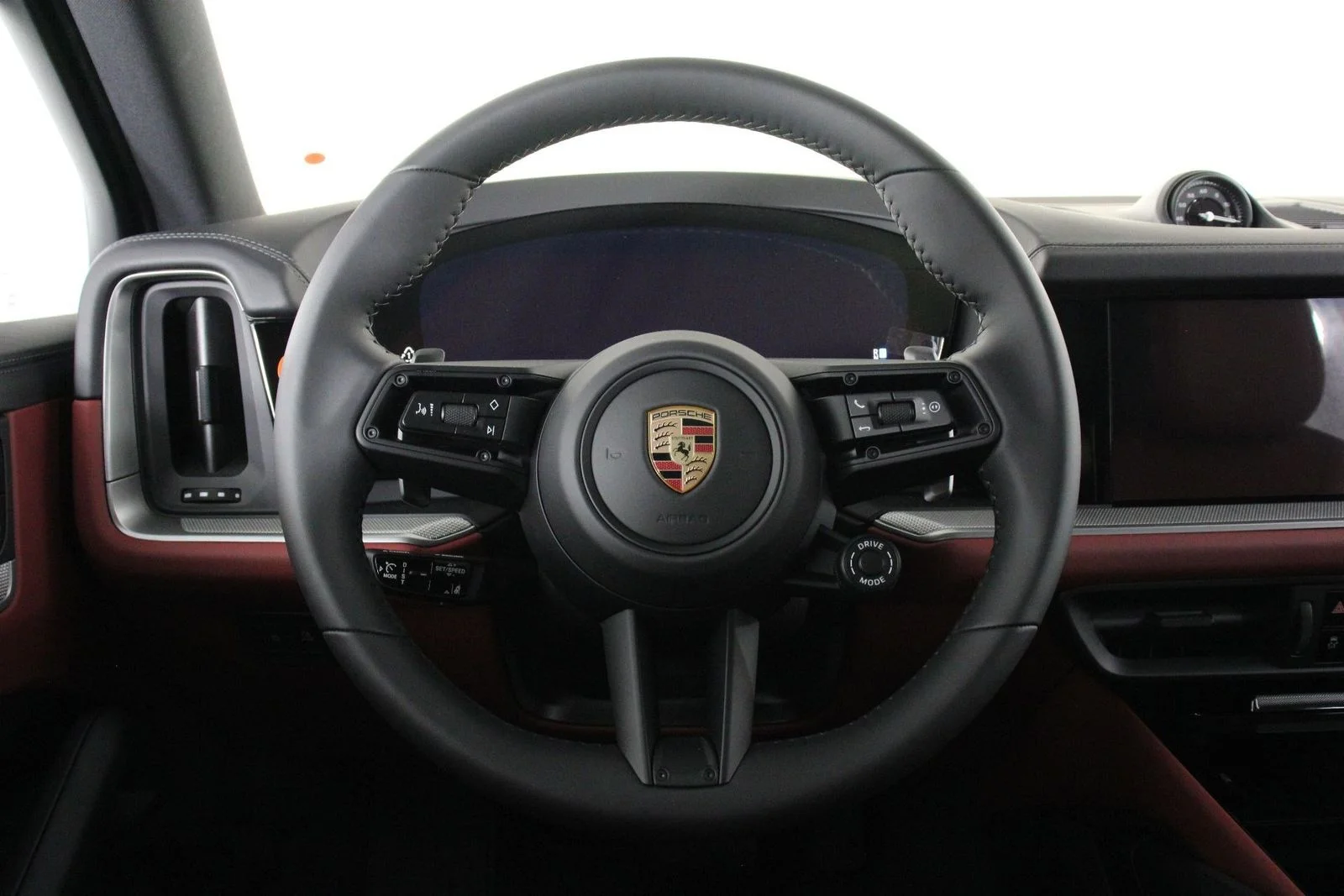 2026 Porsche Cayenne E-Hybrid - Photo 12