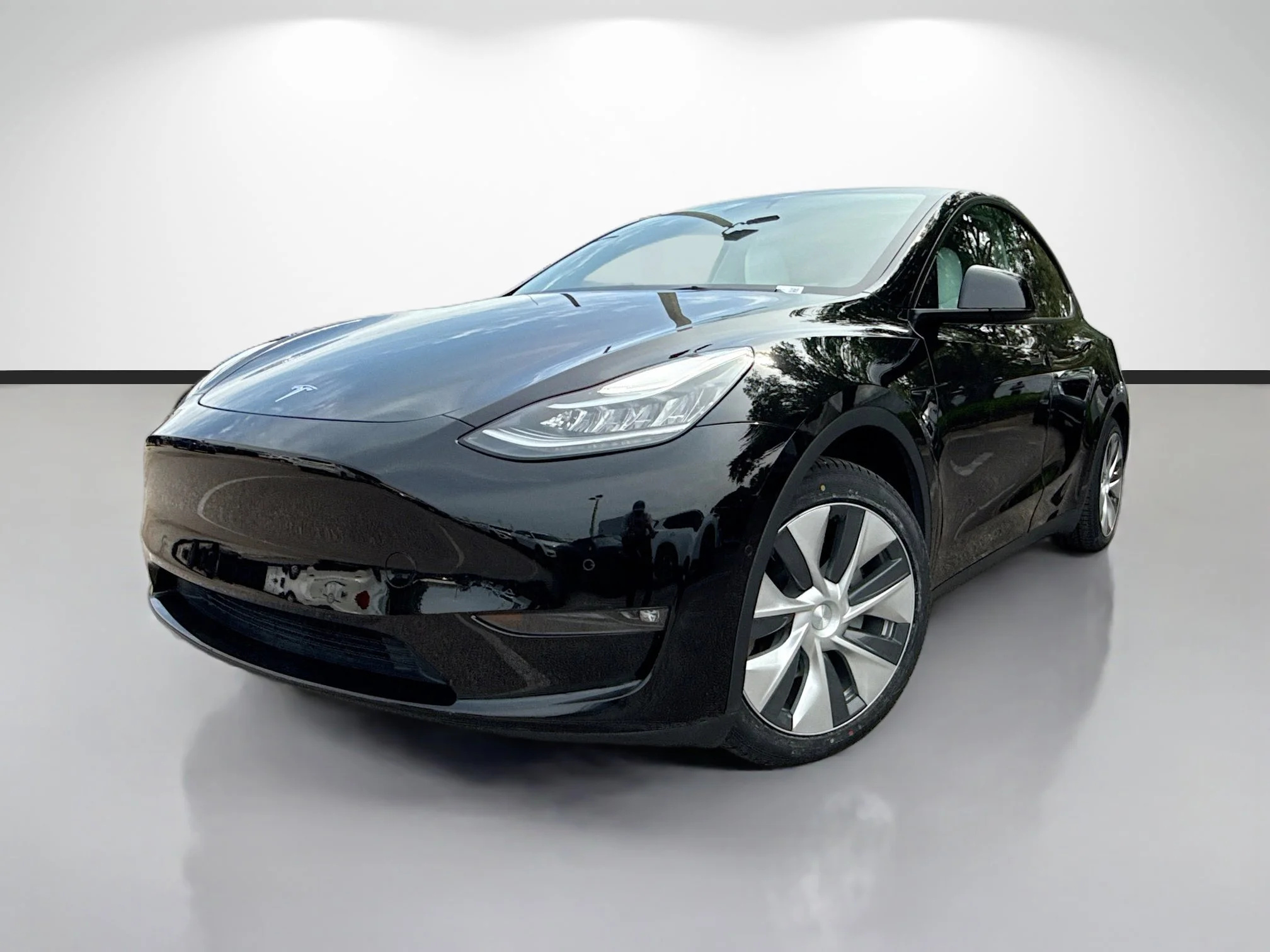 2021 Tesla Model Y Long Range Dual Motor All-Wheel Drive's photo
