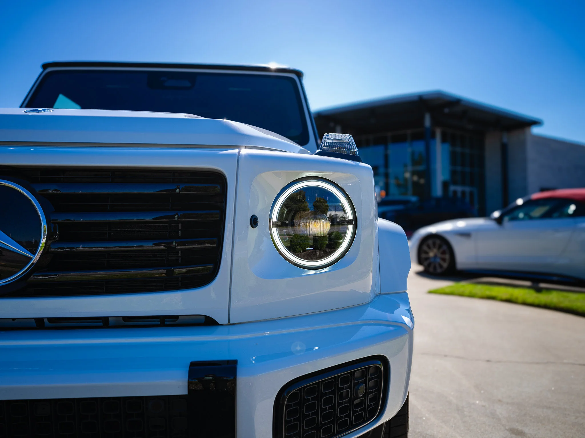 Certified Used 2025 Moonlight White Mercedes-Benz G 580 image 7