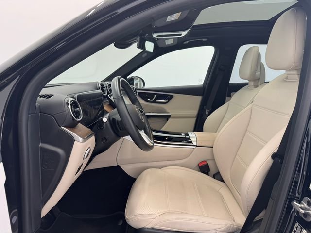 Certified Used 2024 Black Mercedes-Benz GLC 300 image 18