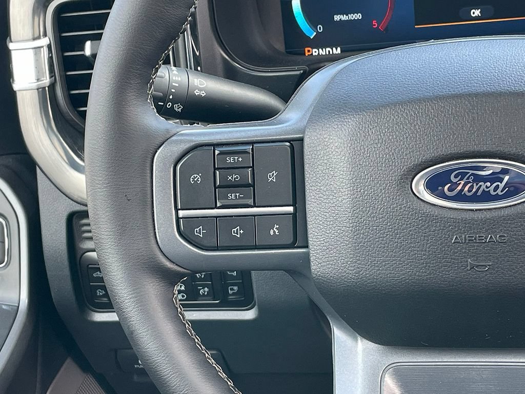 Used 2025 Blue Ford XL image 37