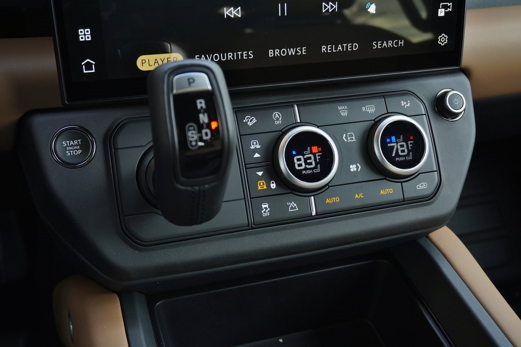 2026 LAND ROVER DEFENDER - Image 30