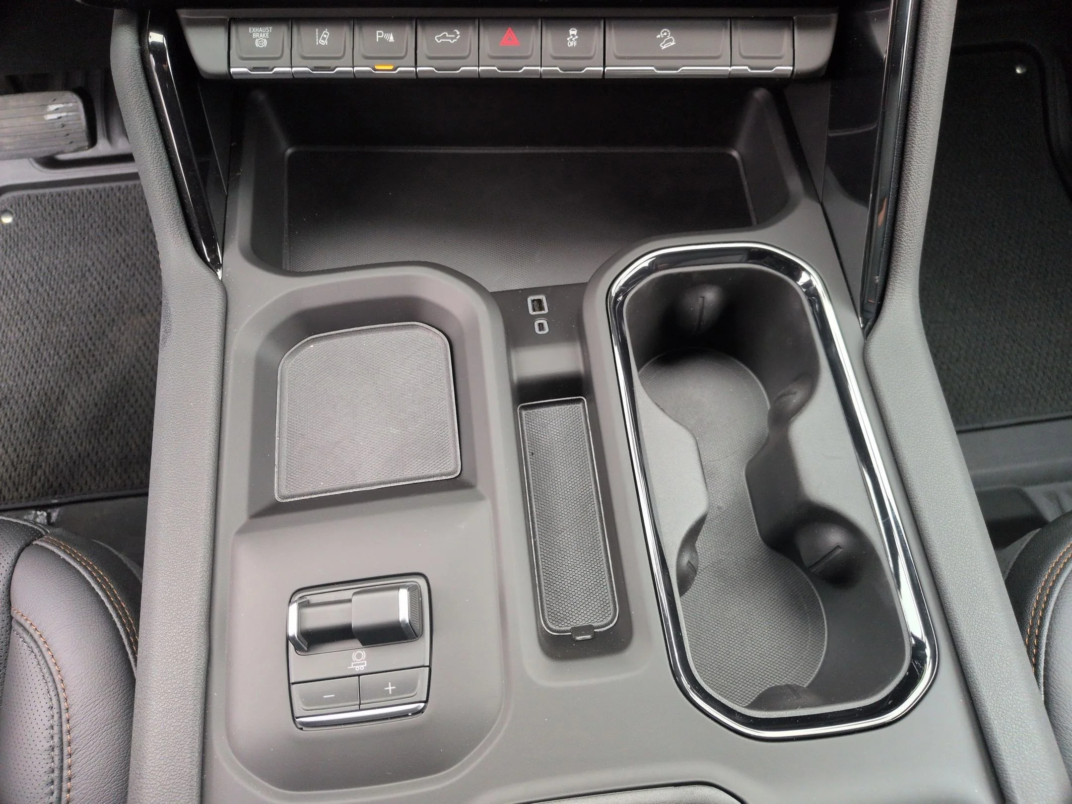 2026 GMC Sierra 2500HD AT4 - Photo 14