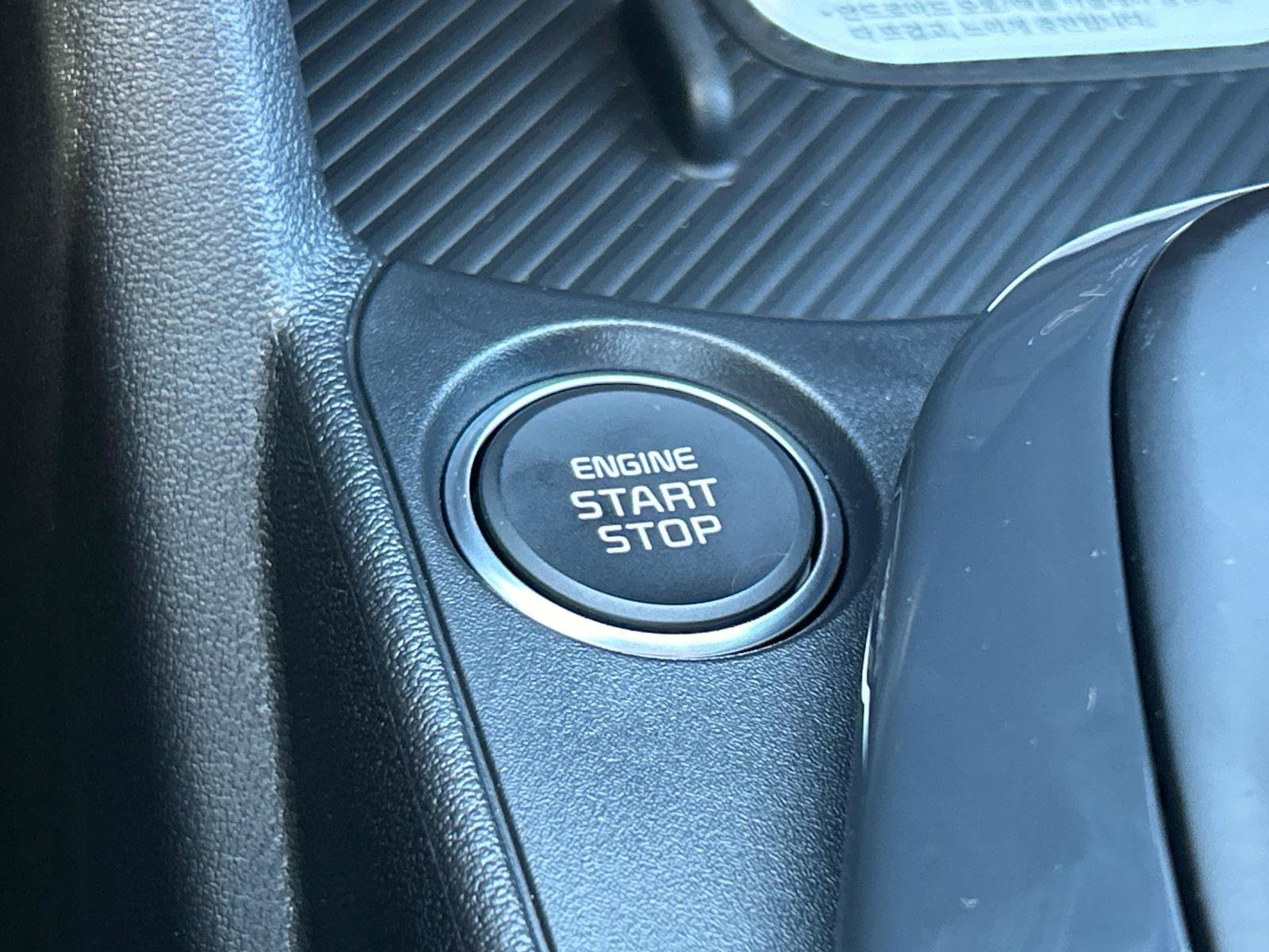 New 2027 Snow White Pearl Kia GT-Line image 31