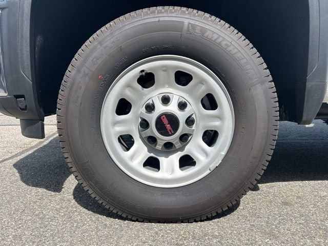 2025 GMC Sierra 2500HD Pro - Photo 15
