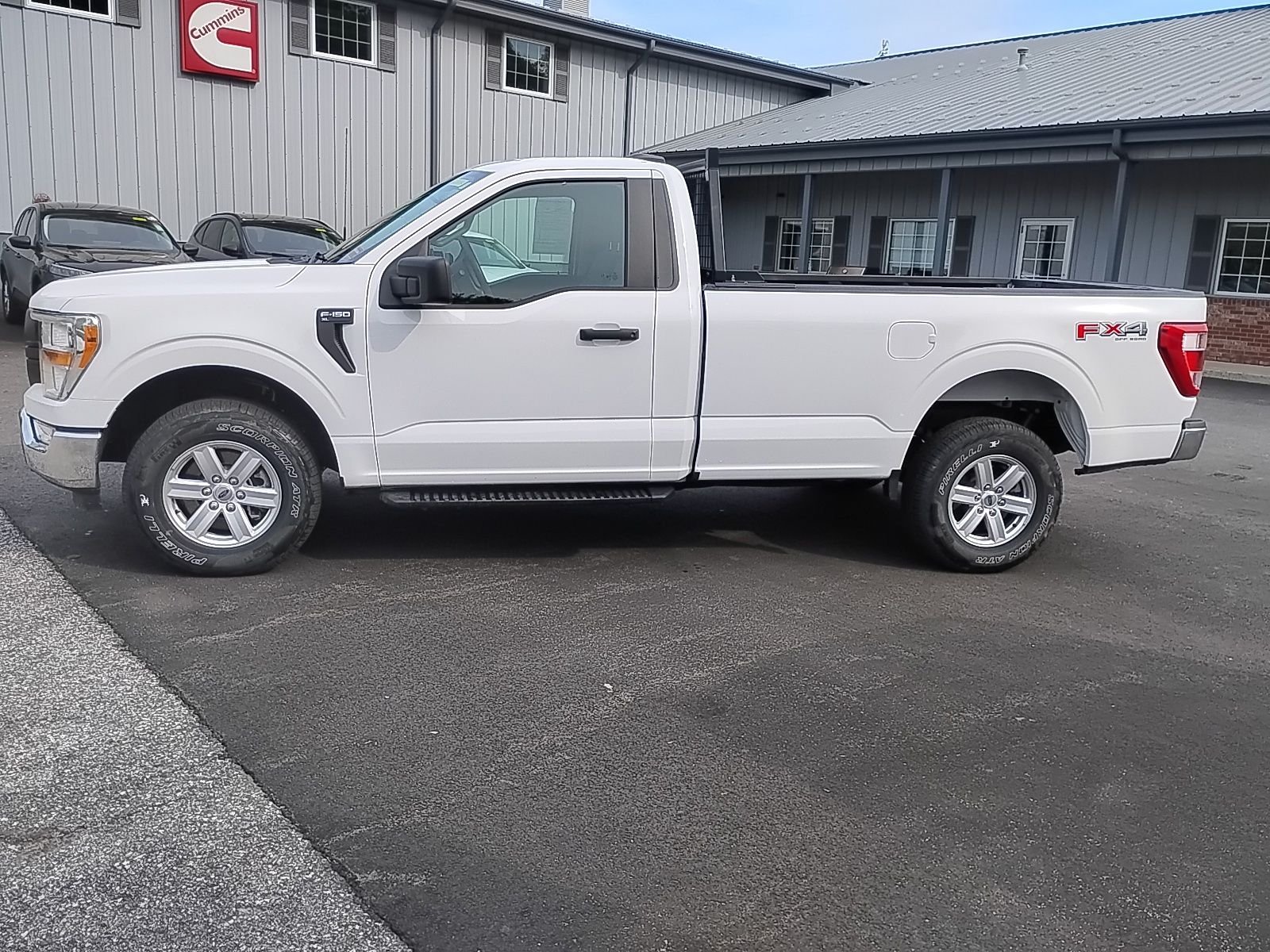 Used 2021 White Ford XL image 4