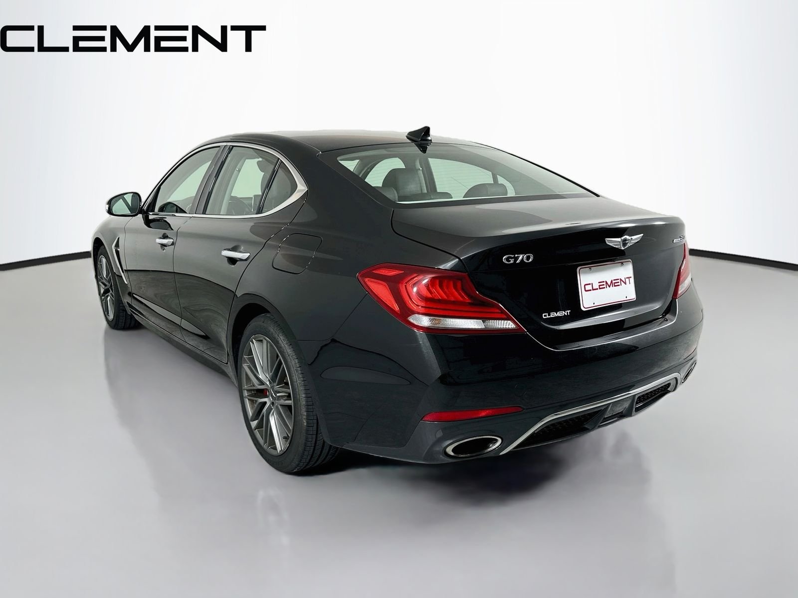 Used 2019 Black Genesis 3.3T Advanced image 10