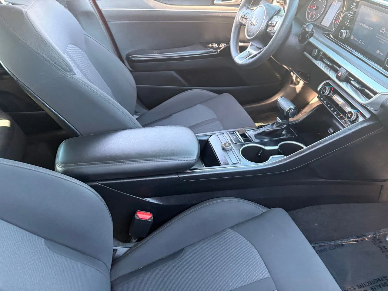 Used 2021 Passion Red Kia LXS image 11