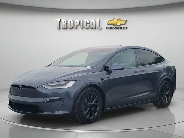 Used 2022 Gray Tesla Plaid image 1