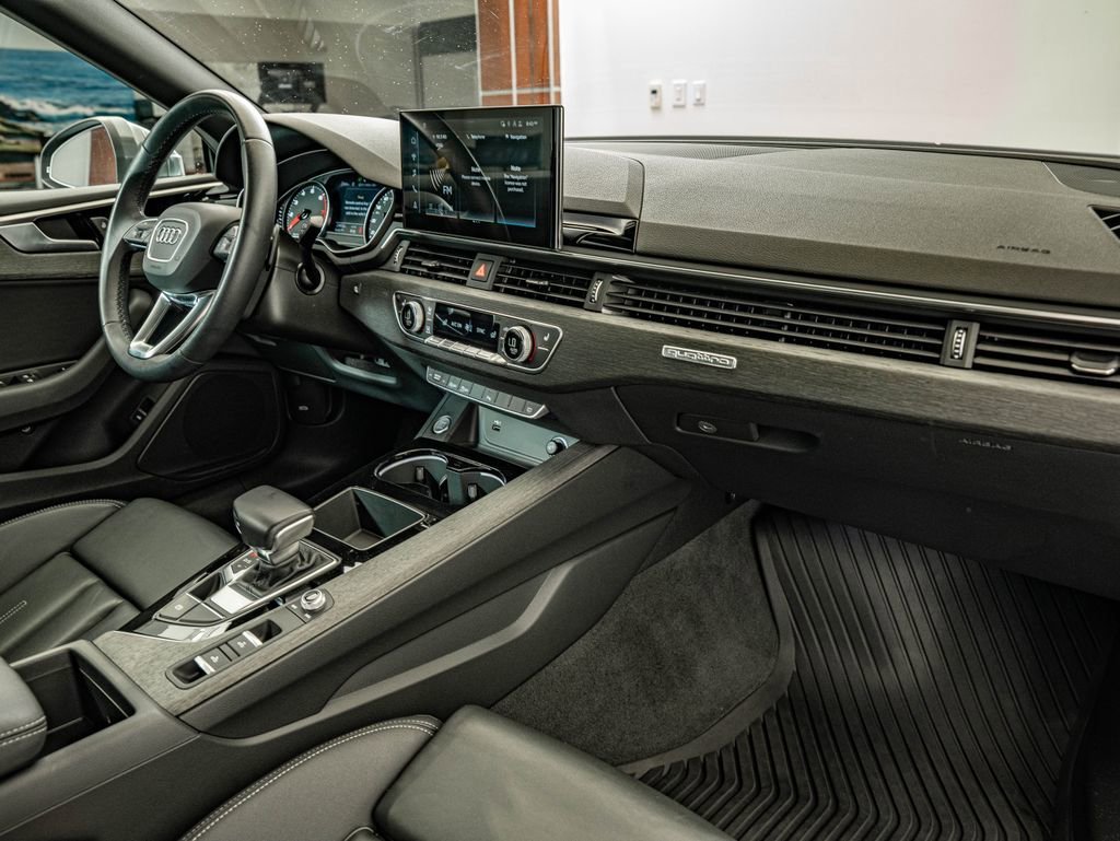 Used 2024 Pearl Audi 45 S line Premium image 38