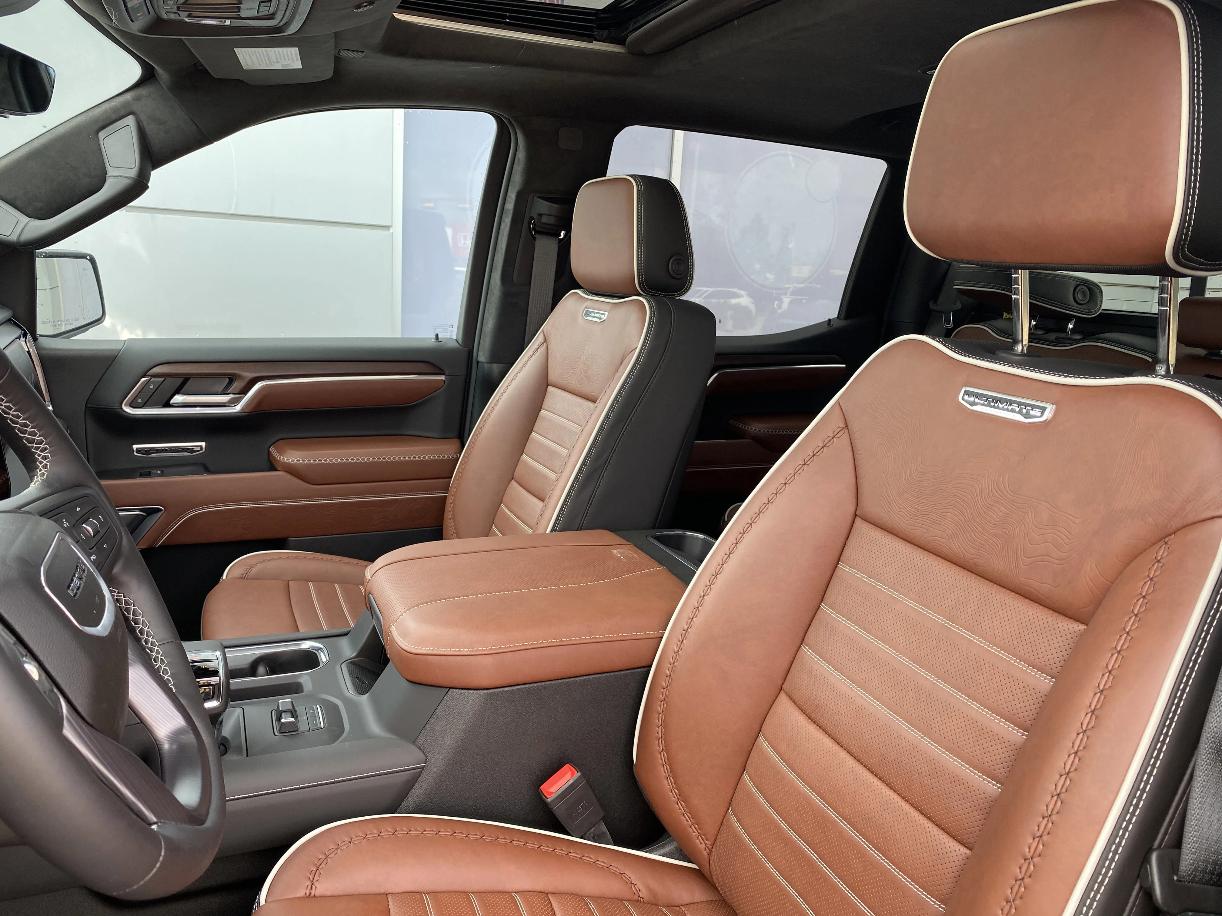 New 2026 ONYX BLACK GMC Denali Ultimate image 13
