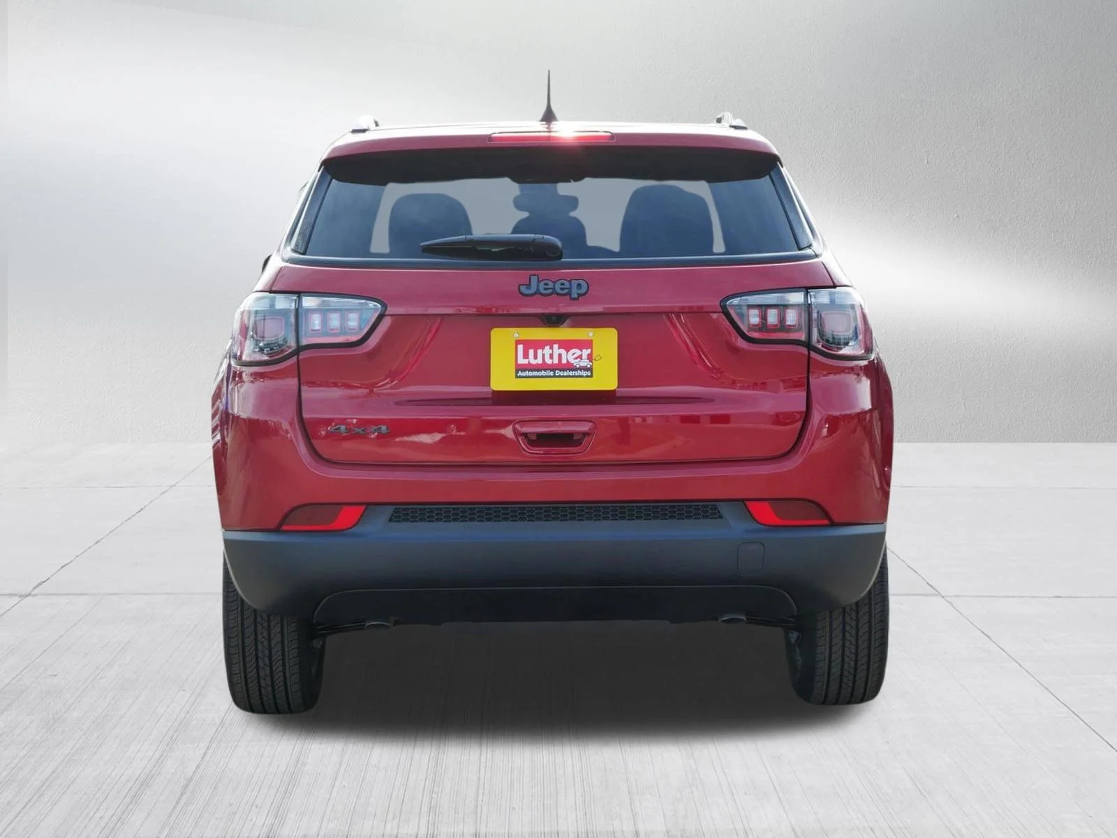 New 2026 Red Hot Pearl-Coat Exterior Paint Jeep Latitude Altitude image 6